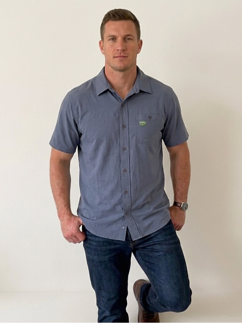 L.L. Bean Men's Short-Sleeve Button Shirt - lakewashed vintage indigo